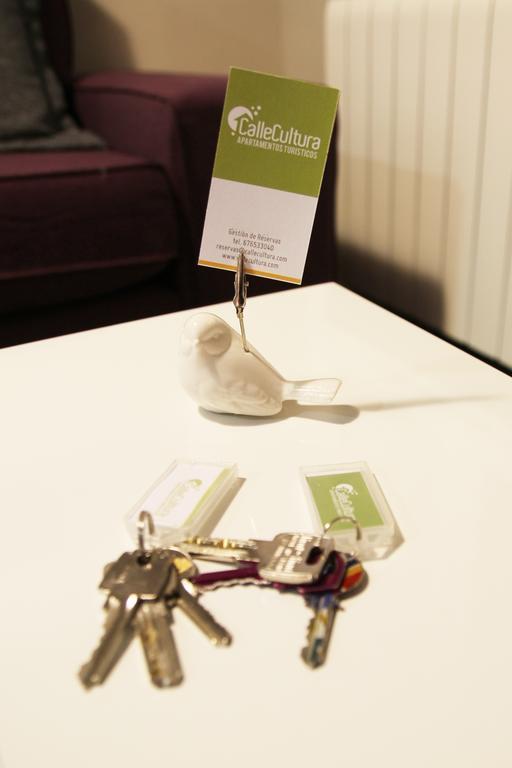 Apartamentos Callecultura Madrid Zimmer foto